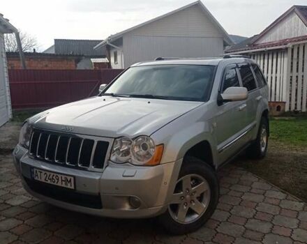 Серый Джип Гранд Чероки, объемом двигателя 2.99 л и пробегом 233 тыс. км за 11000 $, фото 1 на Automoto.ua