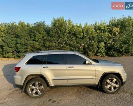 Сірий Джип Grand Cherokee, об'ємом двигуна 2.99 л та пробігом 158 тис. км за 16500 $, фото 4 на Automoto.ua