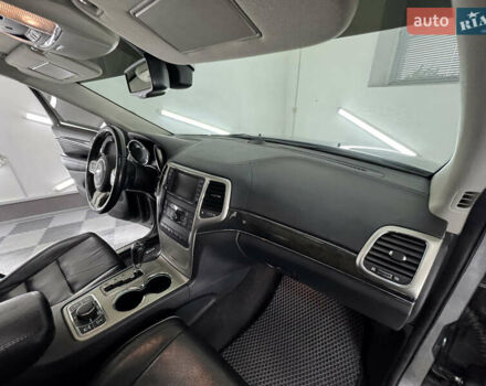 Сірий Джип Grand Cherokee, об'ємом двигуна 3 л та пробігом 164 тис. км за 18599 $, фото 36 на Automoto.ua