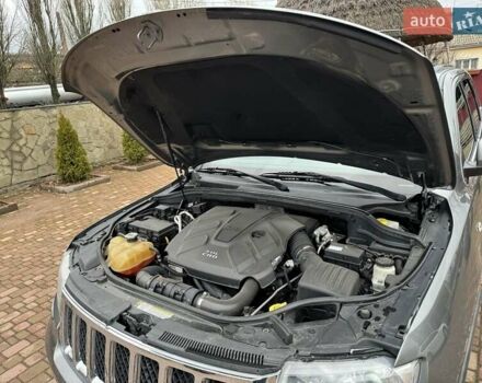 Сірий Джип Grand Cherokee, об'ємом двигуна 3 л та пробігом 275 тис. км за 18999 $, фото 21 на Automoto.ua