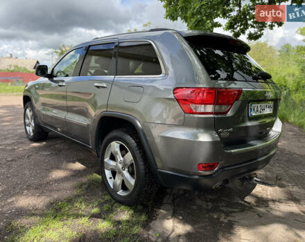 Сірий Джип Grand Cherokee, об'ємом двигуна 2.99 л та пробігом 309 тис. км за 14250 $, фото 6 на Automoto.ua
