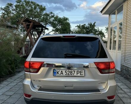 Сірий Джип Grand Cherokee, об'ємом двигуна 3 л та пробігом 183 тис. км за 15500 $, фото 5 на Automoto.ua