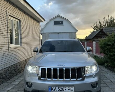 Сірий Джип Grand Cherokee, об'ємом двигуна 3 л та пробігом 183 тис. км за 15500 $, фото 2 на Automoto.ua