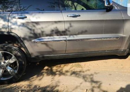Сірий Джип Grand Cherokee, об'ємом двигуна 3.6 л та пробігом 323 тис. км за 11000 $, фото 19 на Automoto.ua