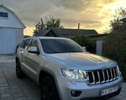 Сірий Джип Grand Cherokee, об'ємом двигуна 3 л та пробігом 183 тис. км за 15500 $, фото 1 на Automoto.ua