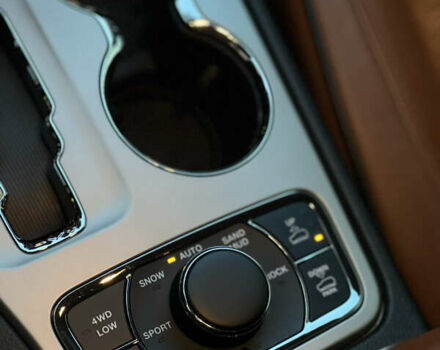 Серый Джип Гранд Чероки, объемом двигателя 2.99 л и пробегом 94 тыс. км за 25799 $, фото 26 на Automoto.ua