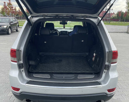 Сірий Джип Grand Cherokee, об'ємом двигуна 2.99 л та пробігом 300 тис. км за 14700 $, фото 9 на Automoto.ua