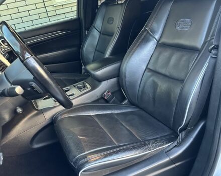 Сірий Джип Grand Cherokee, об'ємом двигуна 3 л та пробігом 183 тис. км за 15500 $, фото 8 на Automoto.ua