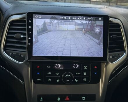 Сірий Джип Grand Cherokee, об'ємом двигуна 3 л та пробігом 183 тис. км за 15500 $, фото 16 на Automoto.ua