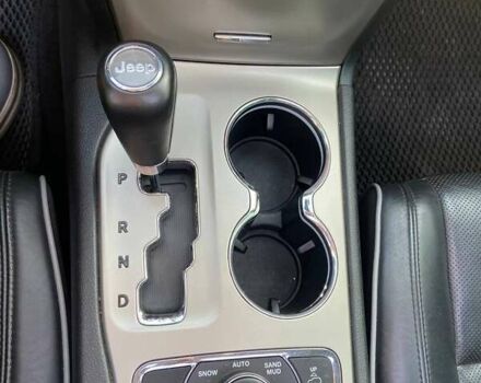 Сірий Джип Grand Cherokee, об'ємом двигуна 2.99 л та пробігом 158 тис. км за 16500 $, фото 12 на Automoto.ua