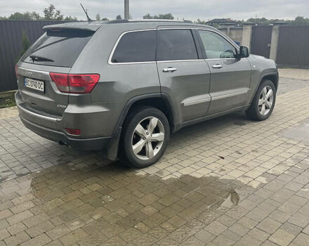 Сірий Джип Grand Cherokee, об'ємом двигуна 3 л та пробігом 186 тис. км за 17500 $, фото 2 на Automoto.ua