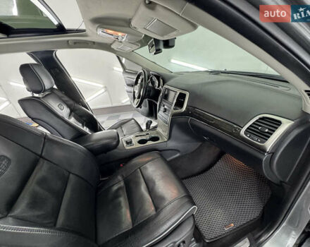 Сірий Джип Grand Cherokee, об'ємом двигуна 3 л та пробігом 164 тис. км за 18599 $, фото 30 на Automoto.ua