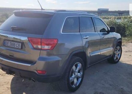Сірий Джип Grand Cherokee, об'ємом двигуна 3.6 л та пробігом 323 тис. км за 11000 $, фото 5 на Automoto.ua
