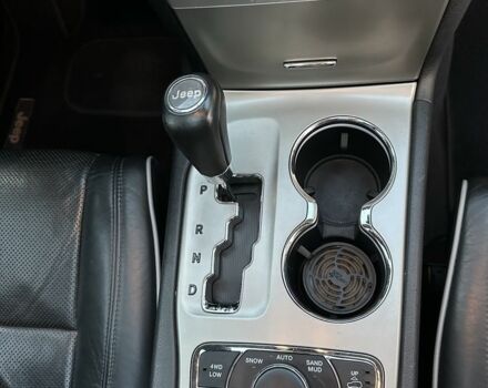 Сірий Джип Grand Cherokee, об'ємом двигуна 3 л та пробігом 183 тис. км за 15500 $, фото 20 на Automoto.ua
