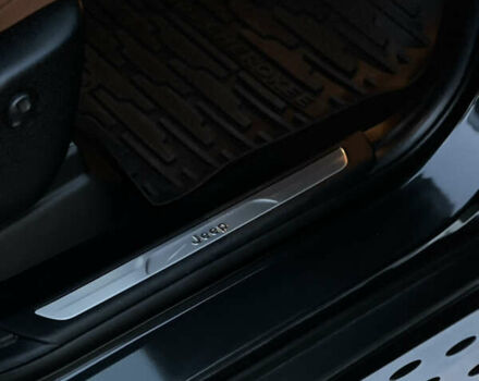 Серый Джип Гранд Чероки, объемом двигателя 2.99 л и пробегом 94 тыс. км за 25799 $, фото 22 на Automoto.ua