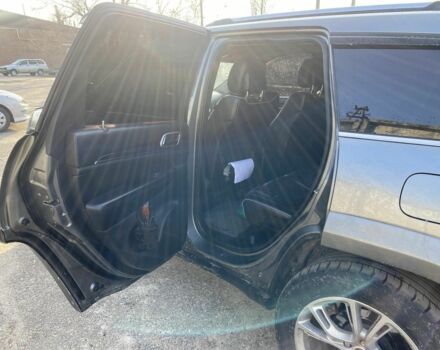 Сірий Джип Grand Cherokee, об'ємом двигуна 3 л та пробігом 198 тис. км за 17000 $, фото 1 на Automoto.ua