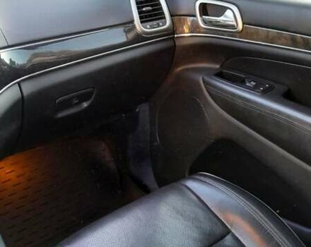 Сірий Джип Grand Cherokee, об'ємом двигуна 2.99 л та пробігом 240 тис. км за 17000 $, фото 3 на Automoto.ua