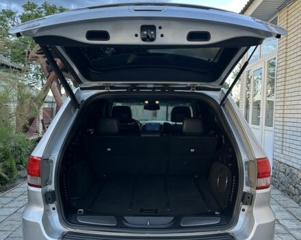 Сірий Джип Grand Cherokee, об'ємом двигуна 3 л та пробігом 183 тис. км за 15500 $, фото 17 на Automoto.ua
