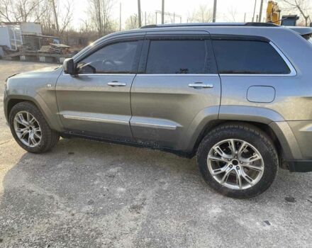 Сірий Джип Grand Cherokee, об'ємом двигуна 3 л та пробігом 198 тис. км за 17000 $, фото 3 на Automoto.ua
