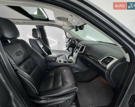 Сірий Джип Grand Cherokee, об'ємом двигуна 3 л та пробігом 164 тис. км за 18599 $, фото 39 на Automoto.ua