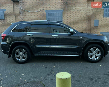 Серый Джип Гранд Чероки, объемом двигателя 2.99 л и пробегом 94 тыс. км за 25799 $, фото 4 на Automoto.ua