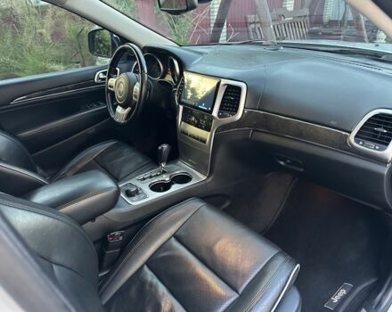 Сірий Джип Grand Cherokee, об'ємом двигуна 3 л та пробігом 183 тис. км за 15500 $, фото 11 на Automoto.ua