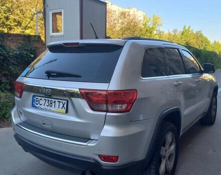 Сірий Джип Grand Cherokee, об'ємом двигуна 3 л та пробігом 207 тис. км за 13500 $, фото 6 на Automoto.ua