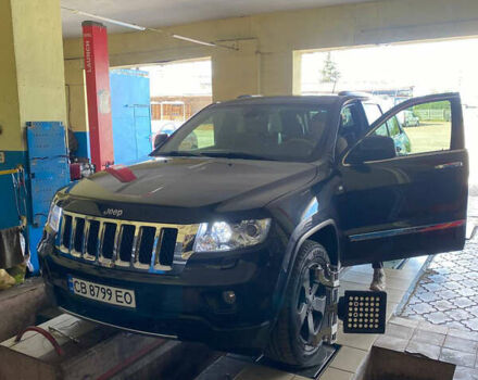 Сірий Джип Grand Cherokee, об'ємом двигуна 2.99 л та пробігом 300 тис. км за 14300 $, фото 11 на Automoto.ua