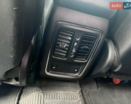 Сірий Джип Grand Cherokee, об'ємом двигуна 2.99 л та пробігом 210 тис. км за 15999 $, фото 4 на Automoto.ua