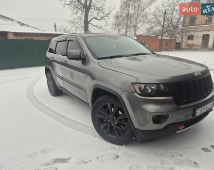 Серый Джип Гранд Чероки, объемом двигателя 3.6 л и пробегом 238 тыс. км за 15500 $, фото 2 на Automoto.ua