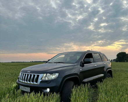 Сірий Джип Grand Cherokee, об'ємом двигуна 2.99 л та пробігом 300 тис. км за 14300 $, фото 4 на Automoto.ua