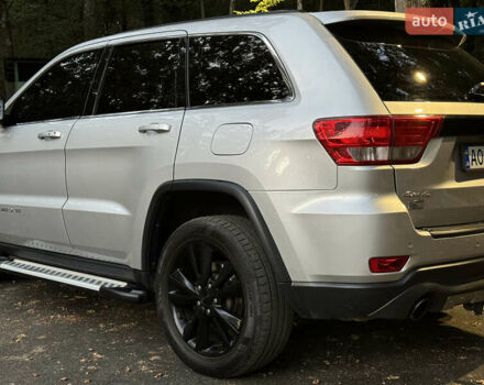 Сірий Джип Grand Cherokee, об'ємом двигуна 2.99 л та пробігом 225 тис. км за 21999 $, фото 3 на Automoto.ua
