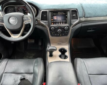 Серый Джип Гранд Чероки, объемом двигателя 3 л и пробегом 84 тыс. км за 14000 $, фото 7 на Automoto.ua