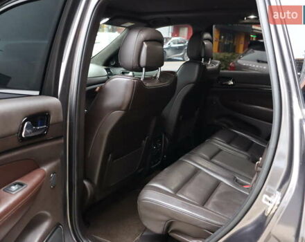 Серый Джип Гранд Чероки, объемом двигателя 3 л и пробегом 131 тыс. км за 24900 $, фото 30 на Automoto.ua