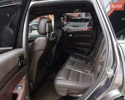 Серый Джип Гранд Чероки, объемом двигателя 3 л и пробегом 131 тыс. км за 24900 $, фото 31 на Automoto.ua