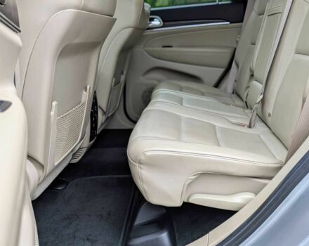 Джип Grand Cherokee 2014 у Дніпро (Дніпропетровську) на Automoto.ua Сірий Джип Grand Cherokee, об'ємом двигуна 3 л та пробігом 82 тис. км за 17100 $, фото 9 на Automoto.ua