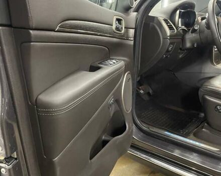 Сірий Джип Grand Cherokee, об'ємом двигуна 3.6 л та пробігом 201 тис. км за 23500 $, фото 13 на Automoto.ua
