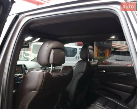 Серый Джип Гранд Чероки, объемом двигателя 3 л и пробегом 131 тыс. км за 24900 $, фото 29 на Automoto.ua