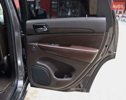 Серый Джип Гранд Чероки, объемом двигателя 3 л и пробегом 131 тыс. км за 24900 $, фото 38 на Automoto.ua