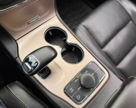 Сірий Джип Grand Cherokee, об'ємом двигуна 3.6 л та пробігом 88 тис. км за 13000 $, фото 11 на Automoto.ua