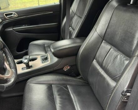 Серый Джип Гранд Чероки, объемом двигателя 3 л и пробегом 205 тыс. км за 21500 $, фото 16 на Automoto.ua