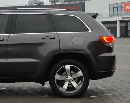Серый Джип Гранд Чероки, объемом двигателя 3.6 л и пробегом 195 тыс. км за 15999 $, фото 6 на Automoto.ua
