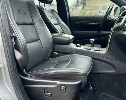 Сірий Джип Grand Cherokee, об'ємом двигуна 2.99 л та пробігом 176 тис. км за 19900 $, фото 47 на Automoto.ua
