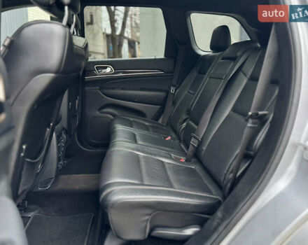 Сірий Джип Grand Cherokee, об'ємом двигуна 2.99 л та пробігом 176 тис. км за 19900 $, фото 36 на Automoto.ua