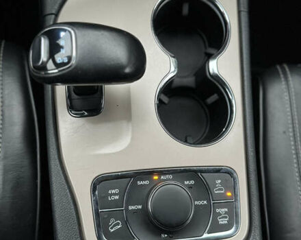 Сірий Джип Grand Cherokee, об'ємом двигуна 2.99 л та пробігом 176 тис. км за 19900 $, фото 29 на Automoto.ua