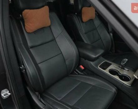 Серый Джип Гранд Чероки, объемом двигателя 3.6 л и пробегом 195 тыс. км за 15999 $, фото 28 на Automoto.ua