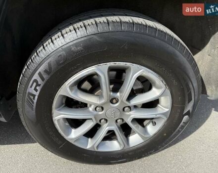 Серый Джип Гранд Чероки, объемом двигателя 3.6 л и пробегом 173 тыс. км за 17800 $, фото 12 на Automoto.ua