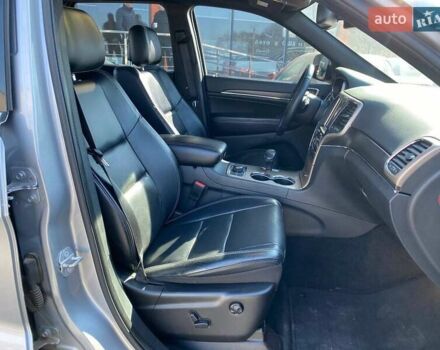 Сірий Джип Grand Cherokee, об'ємом двигуна 2.99 л та пробігом 191 тис. км за 19900 $, фото 28 на Automoto.ua