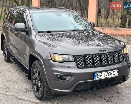 Серый Джип Гранд Чероки, объемом двигателя 3.61 л и пробегом 143 тыс. км за 22500 $, фото 2 на Automoto.ua