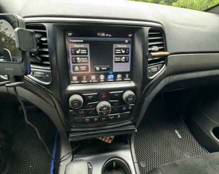 Серый Джип Гранд Чероки, объемом двигателя 3.6 л и пробегом 151 тыс. км за 28500 $, фото 31 на Automoto.ua